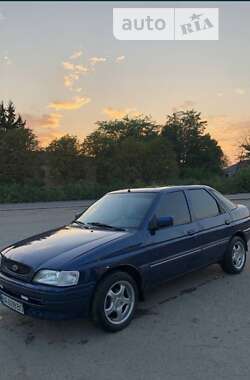 Хэтчбек Ford Escort 1994 в Компанеевке