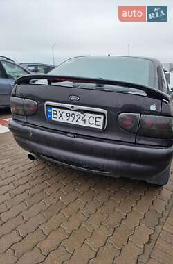 Хетчбек Ford Escort 1995 в Здолбуніві