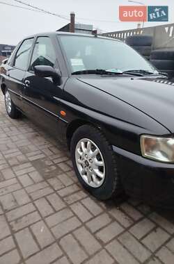 Хэтчбек Ford Escort 1995 в Луцке