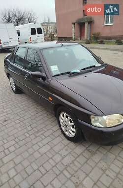 Хетчбек Ford Escort 1995 в Луцьку