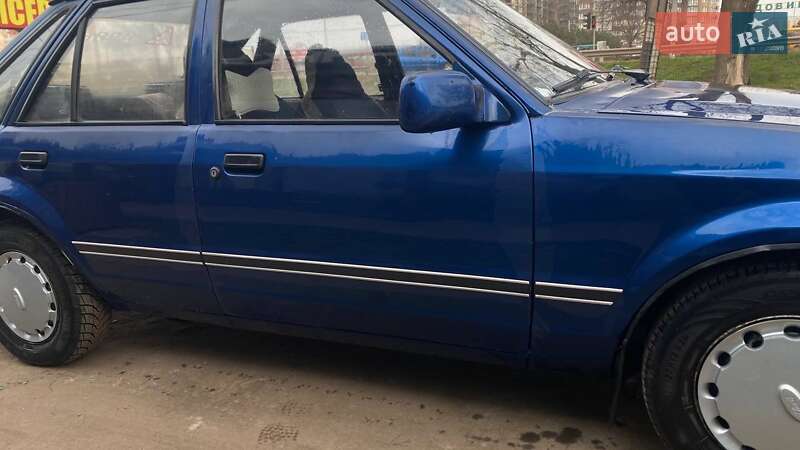 Лифтбек Ford Escort 1986 в Одессе