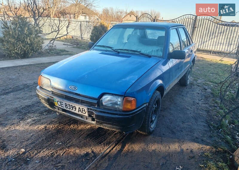Хэтчбек Ford Escort 1987 в Ванчиковцы фото Хэтчбек Ford Escort 1987 в Ванчиковцы