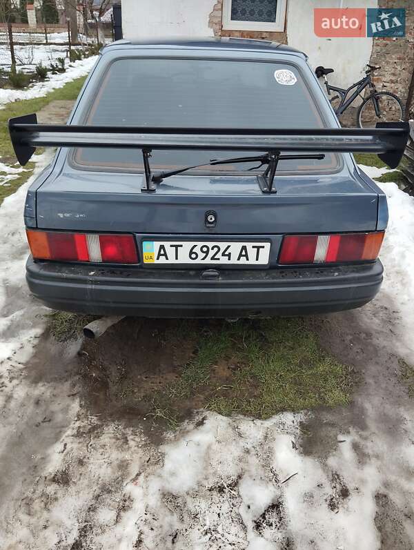 Хэтчбек Ford Escort 1987 в Судовой Вишне