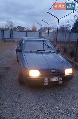 Хэтчбек Ford Escort 1989 в Львове