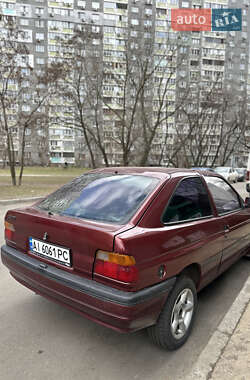 Хэтчбек Ford Escort 1990 в Киеве