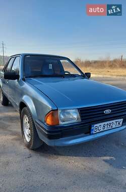 Хэтчбек Ford Escort 1983 в Львове