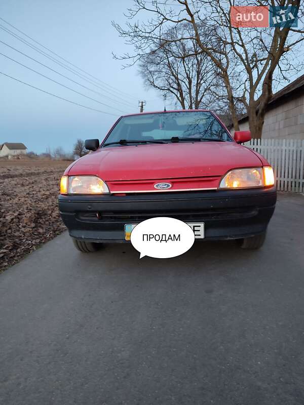Седан Ford Escort 1992 в Ивано-Франковске