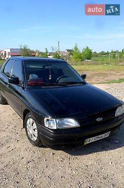 Хетчбек Ford Escort 1992 в 