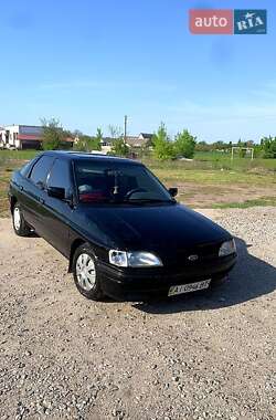 Хетчбек Ford Escort 1992 в 