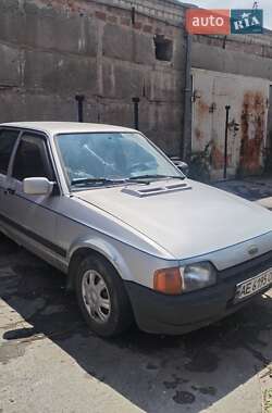 Хэтчбек Ford Escort 1986 в Кривом Роге
