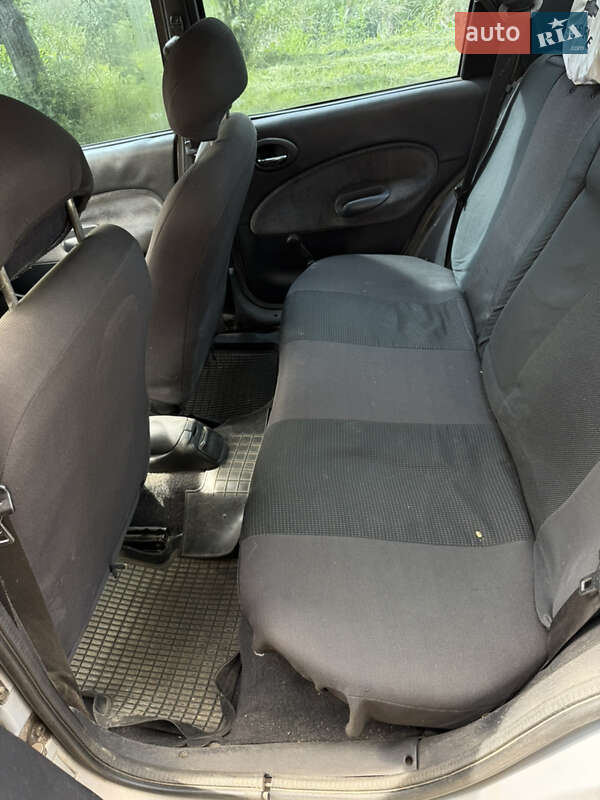 Седан Ford Escort 1996 в Мерефа