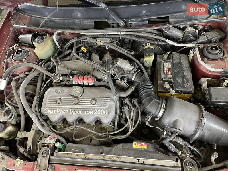 Седан Ford Escort 1996 в Краснокутске