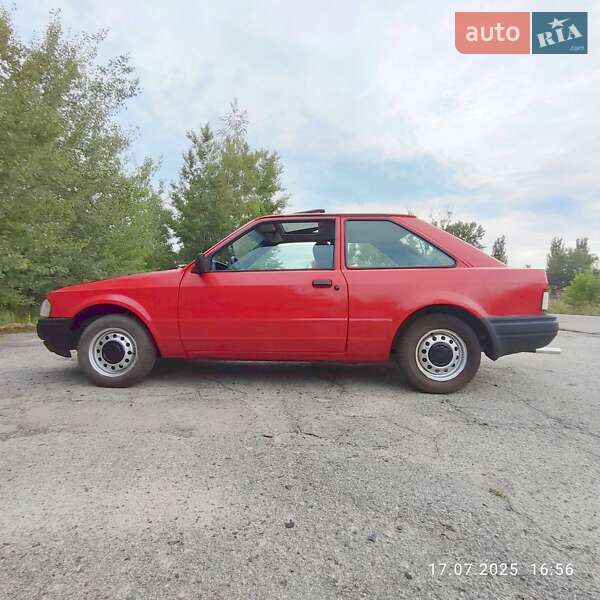 Универсал Ford Escort 1987 в Ахтырке