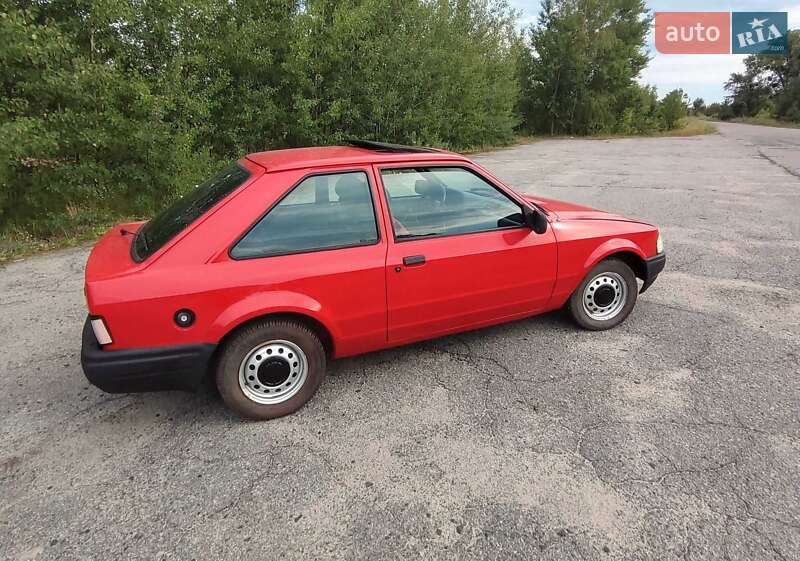 Универсал Ford Escort 1987 в Ахтырке