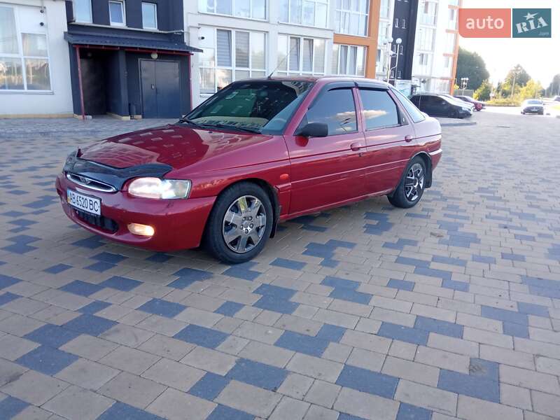 Ford Escort 1998
