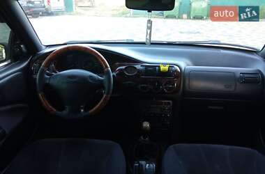Хэтчбек Ford Escort 1998 в 