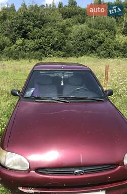 Хэтчбек Ford Escort 1995 в Турке