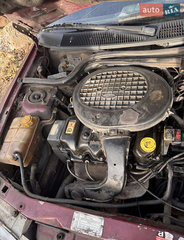 Хэтчбек Ford Escort 1991 в Василькове