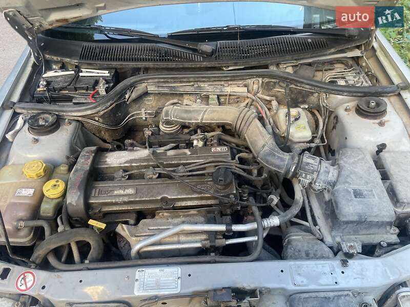 Універсал Ford Escort 1998 в Житомирі