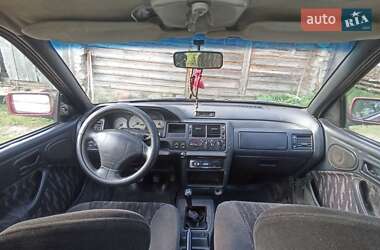 Хэтчбек Ford Escort 1993 в 