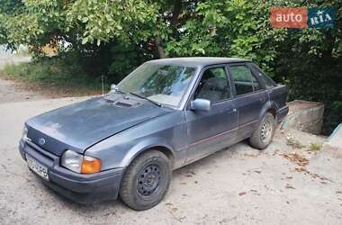 Хэтчбек Ford Escort 1988 в 