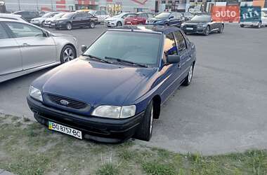 Хэтчбек Ford Escort 1993 в Львове