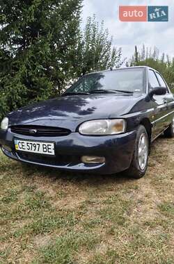 Хетчбек Ford Escort 1996 в Чернівцях