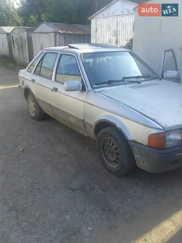 Ford Escort 1988