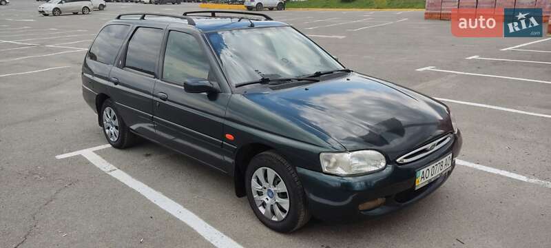 Універсал Ford Escort 1996 в Ужгороді