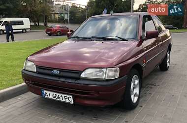 Хэтчбек Ford Escort 1990 в Днепре