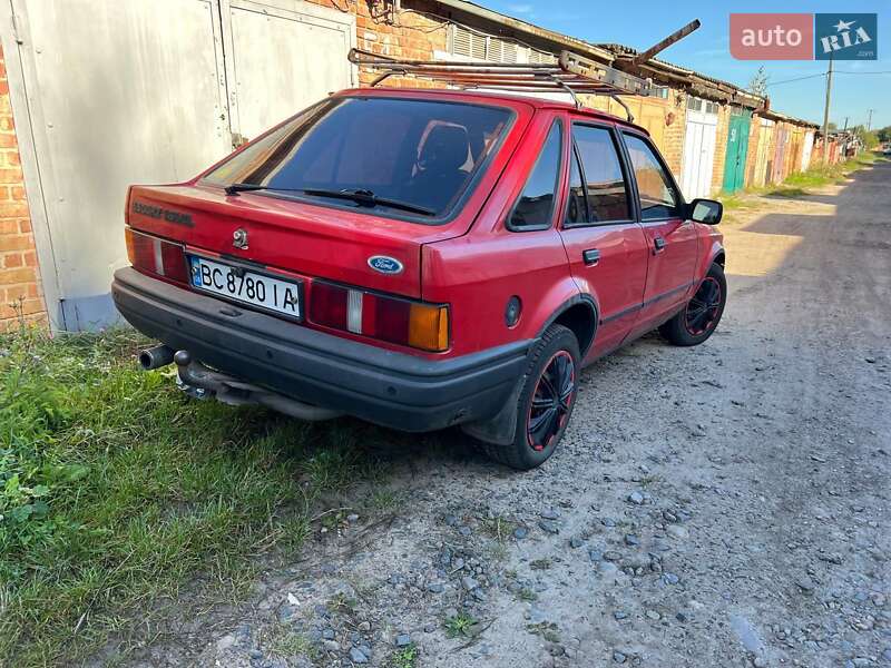 Хетчбек Ford Escort 1988 в Сокалі фото 5 Хетчбек Ford Escort 1988 в Сокалі