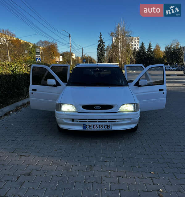 Універсал Ford Escort 1994 в Чернівцях фото 2 Універсал Ford Escort 1994 в Чернівцях