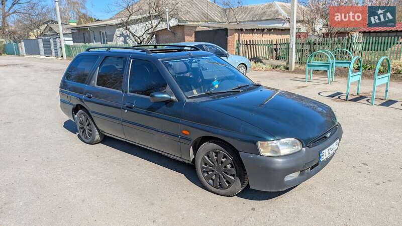 Універсал Ford Escort 1996 в Полтаві
