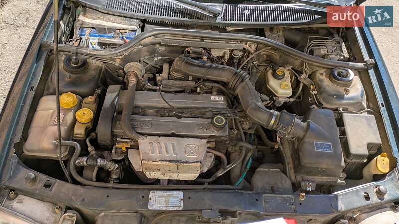 Універсал Ford Escort 1996 в Полтаві