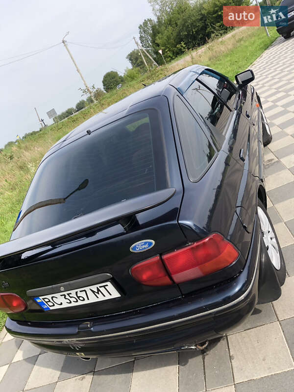 Хетчбек Ford Escort 1994 в Самборі фото 2 Хетчбек Ford Escort 1994 в Самборі