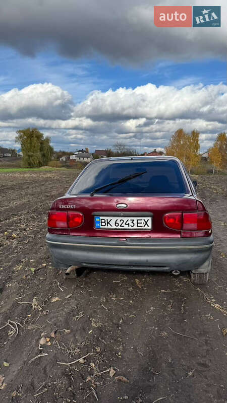 Хетчбек Ford Escort 1995 в Рівному