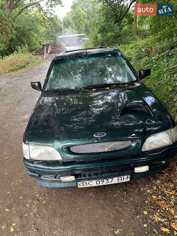 Хэтчбек Ford Escort 1993 в Львове фото 2 Хэтчбек Ford Escort 1993 в Львове
