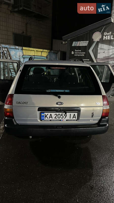 Универсал Ford Escort 1997 в Киеве