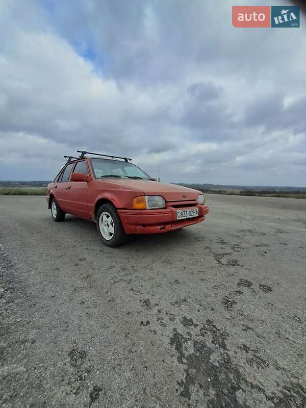 Хэтчбек Ford Escort 1988 в Новониколаевке фото Хэтчбек Ford Escort 1988 в Новониколаевке
