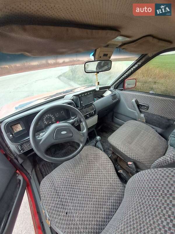 Хэтчбек Ford Escort 1988 в Новониколаевке фото 4 Хэтчбек Ford Escort 1988 в Новониколаевке