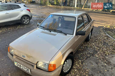 Хэтчбек Ford Escort 1987 в Одессе
