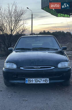 Седан Ford Escort 1996 в Николаеве