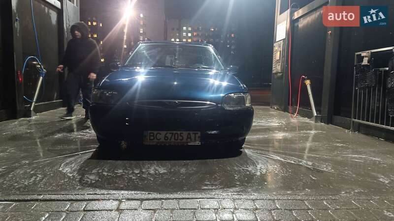 Универсал Ford Escort 1996 в Лисиничах фото 6 Универсал Ford Escort 1996 в Лисиничах