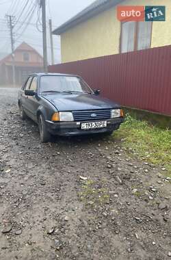 Лифтбек Ford Escort 1985 в Сваляве