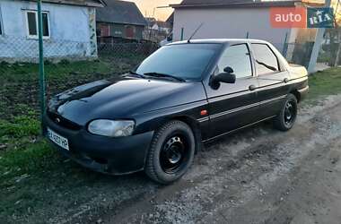 Седан Ford Escort 1998 в Ізяславі