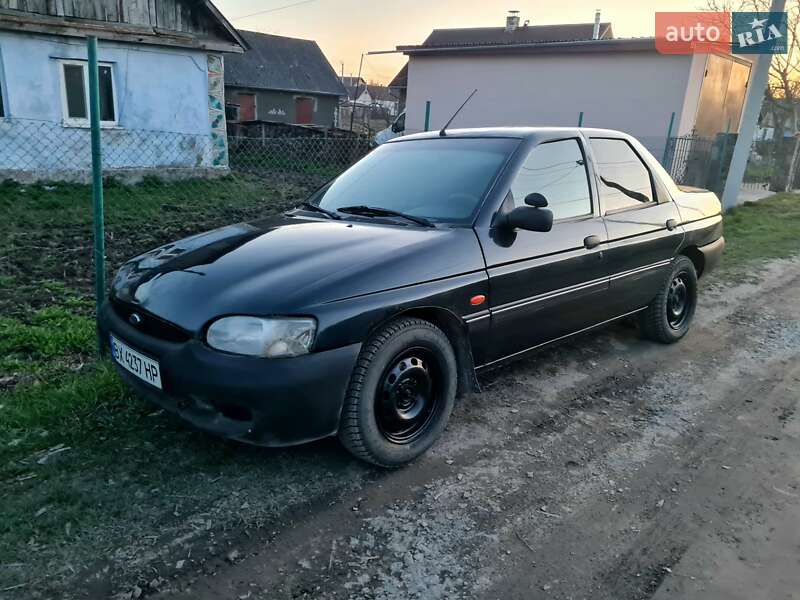 Седан Ford Escort 1998 в Ізяславі