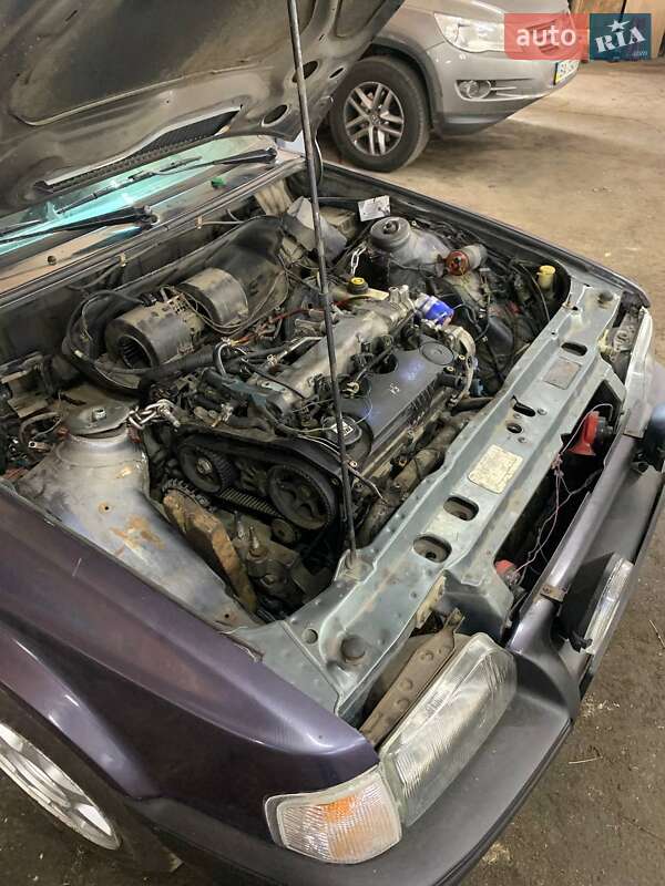 Хэтчбек Ford Escort 1989 в Одессе