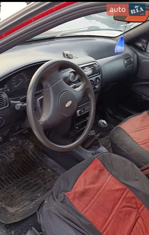 Седан Ford Escort 1995 в Смеле