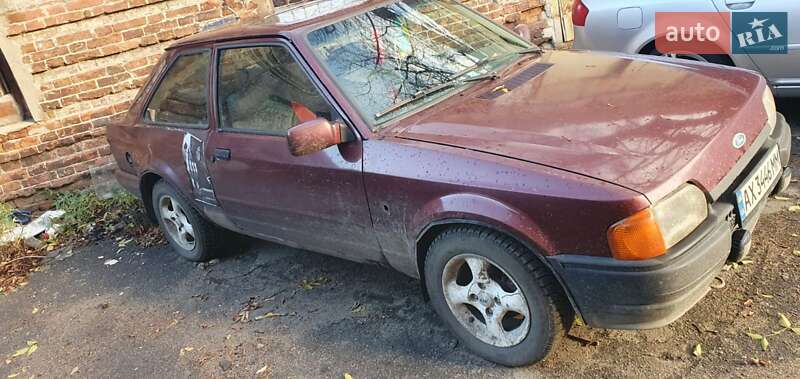 Хэтчбек Ford Escort 1989 в Харькове