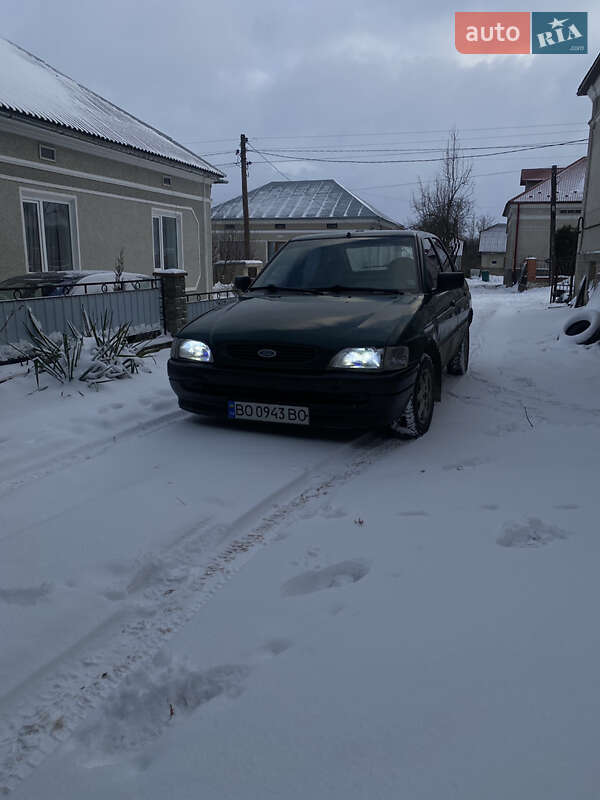 Седан Ford Escort 1994 в Збараже